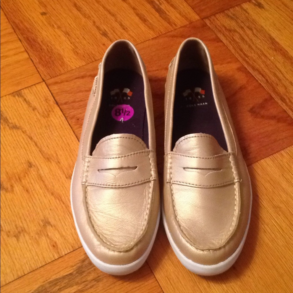 ⚡️COLE HAAN⚡️women's loafers, size 8.5